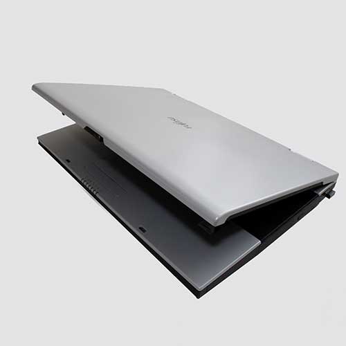 Laptop M580Z